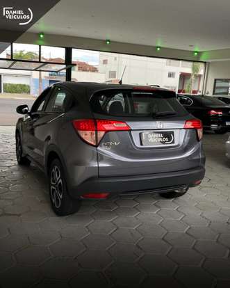 HONDA-HR-V-2016