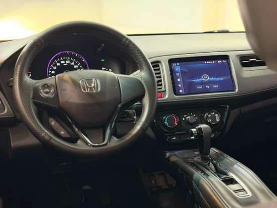 HONDA-HR-V-2017