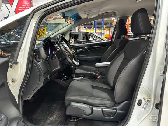HONDA-WR-V-2018