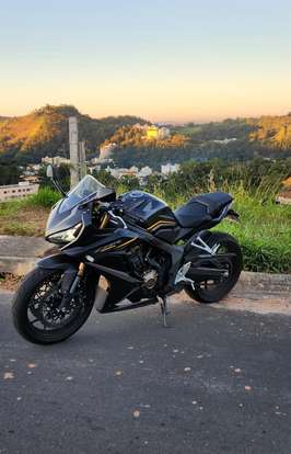 HONDA-CBR 650R ABS-2022