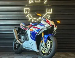 HONDA CBR 1000RR-R FIREBLADE SP HONDA CBR 1000RR-R FIREBLADE SP