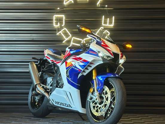 HONDA-CBR 1000RR-R FIREBLADE SP HONDA-CBR 1000RR-R FIREBLADE SP-2023