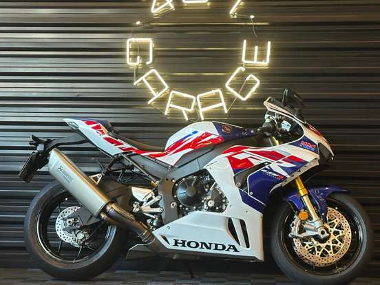 HONDA-CBR 1000RR-R FIREBLADE SP HONDA-CBR 1000RR-R FIREBLADE SP-2023