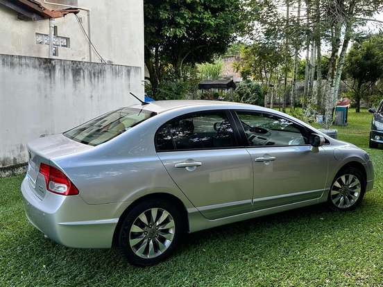 HONDA-CIVIC-1.8 LXL SE 16V FLEX 4P MANUAL HONDA-CIVIC-2011