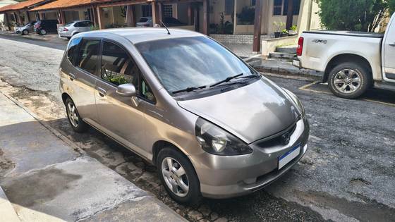 HONDA FIT 1.4 LXL 8V GASOLINA 4P AUTOMÁTICO