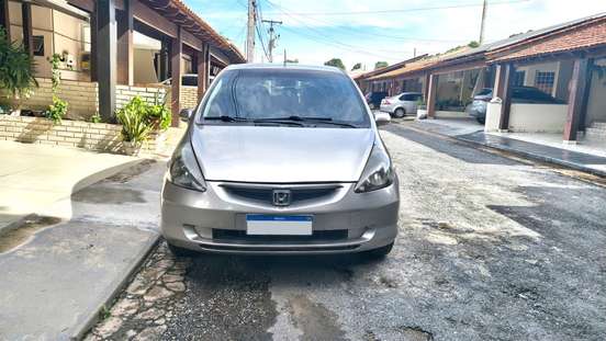 HONDA-FIT-2004