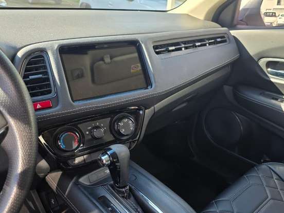 HONDA-HR-V-1.8 16V FLEX LX 4P AUTOMÁTICO HONDA-HR-V-2016