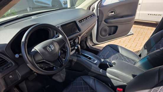 HONDA-HR-V-1.8 16V FLEX LX 4P AUTOMÁTICO HONDA-HR-V-2016