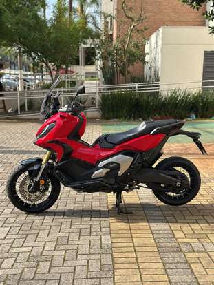 HONDA-X-ADV-2022