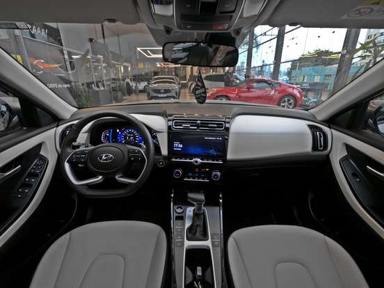 HYUNDAI-CRETA-2.0 FLEX ULTIMATE AUTOMÁTICO HYUNDAI-CRETA-2023
