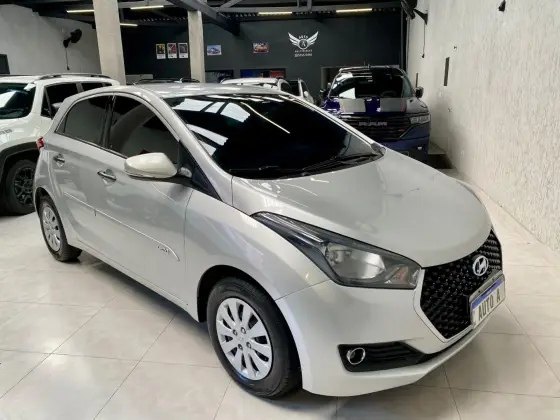 HYUNDAI HB20 1.0 UNIQUE 12V FLEX 4P MANUAL