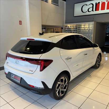 HYUNDAI-HB20-2023