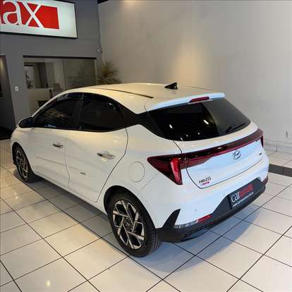 HYUNDAI-HB20-2023