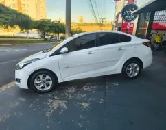 HYUNDAI HB20S 1.6 COMFORT PLUS 16V FLEX 4P MANUAL HYUNDAI HB20S 1.6 COMFORT PLUS 16V FLEX 4P MANUAL