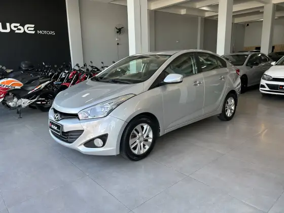 HYUNDAI HB20S 1.6 PREMIUM 16V FLEX 4P AUTOMÁTICO