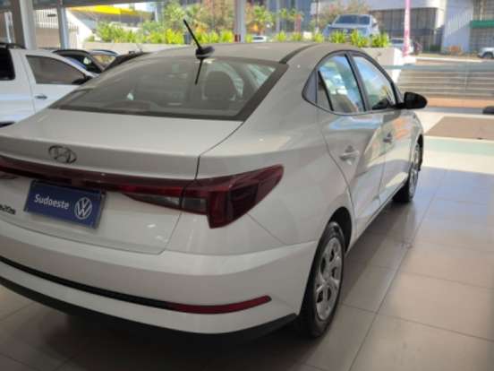 HYUNDAI-HB20S-1.0 12V FLEX COMFORT MANUAL HYUNDAI-HB20S-2026