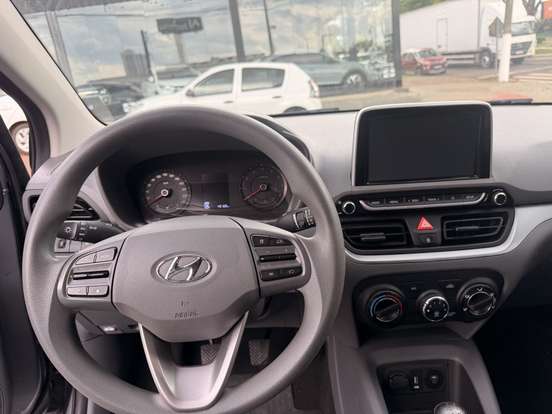 HYUNDAI-HB20S-2025