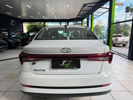 HYUNDAI-HB20S-1.0 12V FLEX COMFORT PLUS MANUAL HYUNDAI-HB20S-2024
