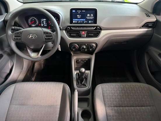HYUNDAI-HB20S-2024
