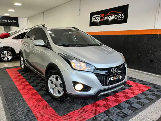 HYUNDAI HB20X 1.6 16V PREMIUM FLEX 4P AUTOMÁTICO