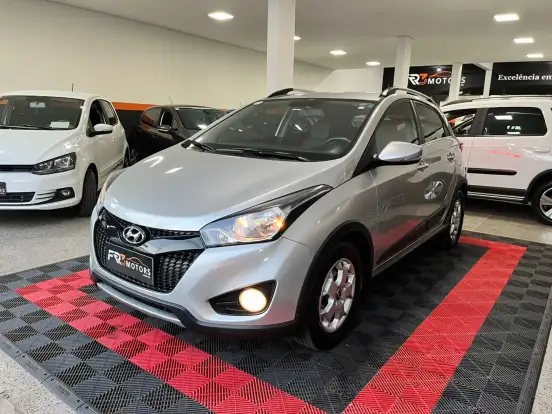 HYUNDAI-HB20X-1.6 16V PREMIUM FLEX 4P AUTOMÁTICO HYUNDAI-HB20X-2014
