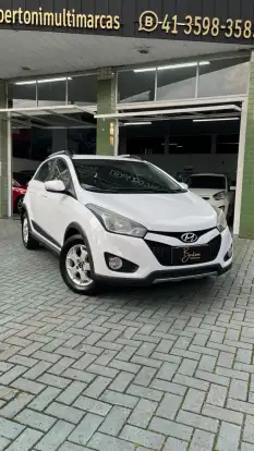HYUNDAI-HB20X-1.6 16V PREMIUM FLEX 4P AUTOMÁTICO HYUNDAI-HB20X-2013