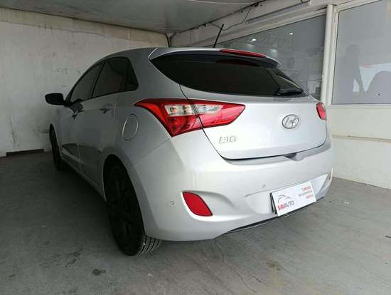 HYUNDAI-I30-2013