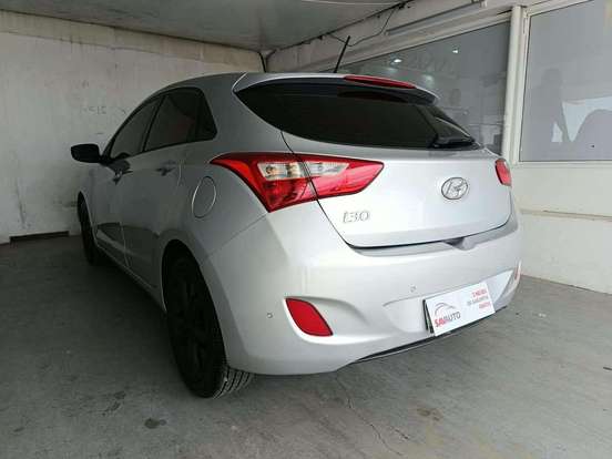 HYUNDAI-I30-1.8 MPI 16V GASOLINA 4P MANUAL HYUNDAI-I30-2013