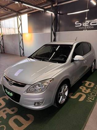 HYUNDAI I30 2.0 MPI 16V GASOLINA 4P MANUAL