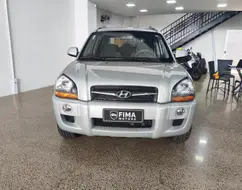 HYUNDAI TUCSON 2.0 MPFI GLS 16V 143CV 2WD GASOLINA 4P AUTOMÁTICO HYUNDAI TUCSON 2.0 MPFI GLS 16V 143CV 2WD GASOLINA 4P AUTOMÁTICO