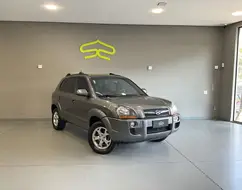 HYUNDAI TUCSON 2.0 MPFI GLS BASE 16V 143CV 2WD FLEX 4P AUTOMÁTICO HYUNDAI TUCSON 2.0 MPFI GLS BASE 16V 143CV 2WD FLEX 4P AUTOMÁTICO