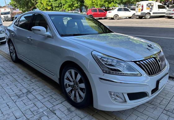 HYUNDAI EQUUS 4.6 V8 SEDAN GASOLINA 4P AUTOMÁTICO