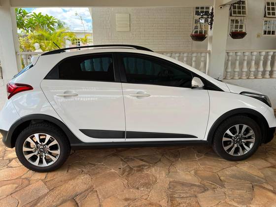 HYUNDAI HB20 1.6 PREMIUM 16V FLEX 4P AUTOMÁTICO