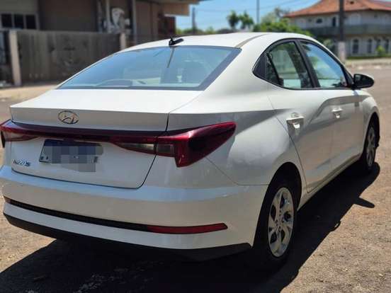 HYUNDAI-HB20S-1.0 12V FLEX COMFORT PLUS MANUAL HYUNDAI-HB20S-2025