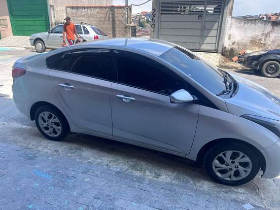 HYUNDAI-HB20S-2018