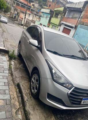 HYUNDAI-HB20S-2018