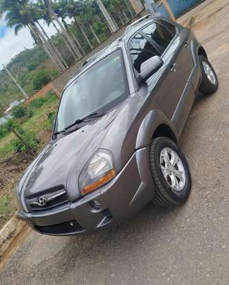 HYUNDAI-TUCSON-2.0 MPFI GLS 16V 143CV 2WD FLEX 4P AUTOMÁTICO HYUNDAI-TUCSON-2015