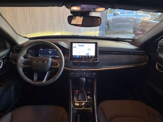 JEEP-COMMANDER-2025