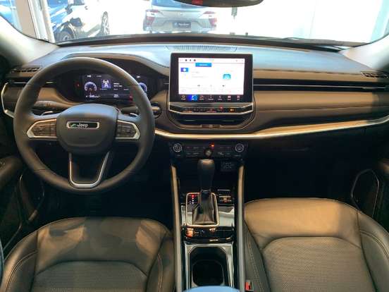 JEEP-COMPASS-2024