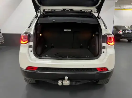 JEEP-COMPASS-2021