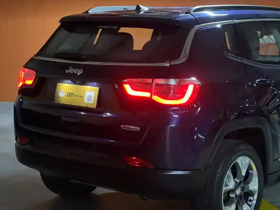 JEEP-COMPASS-2.0 16V FLEX LONGITUDE AUTOMÁTICO JEEP-COMPASS-2020