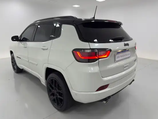 JEEP-COMPASS-2.0 HURRICANE 4 TURBO GASOLINA BLACKHAWK AT9 JEEP-COMPASS-2024