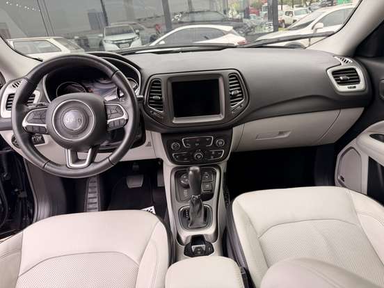 JEEP-COMPASS-2.0 16V DIESEL LONGITUDE 4X4 AUTOMÁTICO JEEP-COMPASS-2019