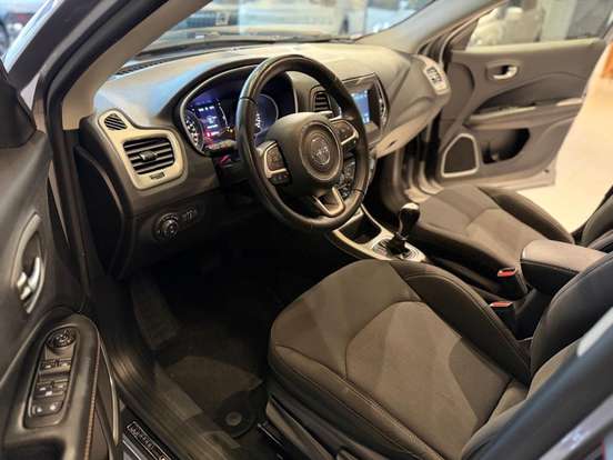 JEEP-COMPASS-2.0 16V FLEX SPORT AUTOMÁTICO JEEP-COMPASS-2019