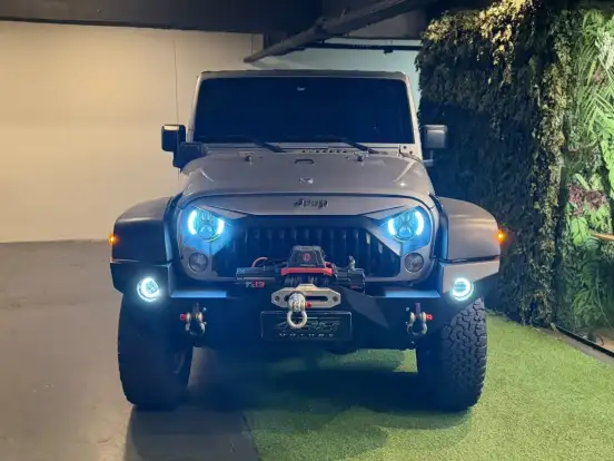 JEEP-WRANGLER-3.6 UNLIMITED SPORT 4X4 V6 GASOLINA 4P AUTOMÁTICO JEEP-WRANGLER-2014