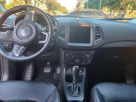 JEEP-COMPASS-2.0 16V FLEX LONGITUDE AUTOMÁTICO JEEP-COMPASS-2020