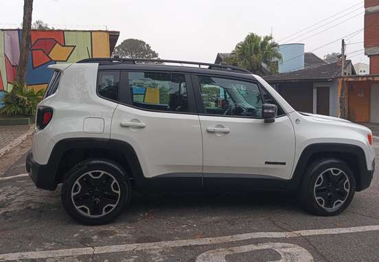 JEEP-RENEGADE-2018