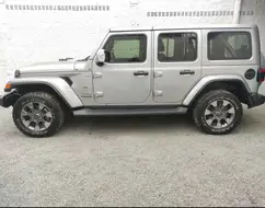 JEEP WRANGLER 2.0 TURBO GASOLINA SAHARA 2P 4X4 AT8 JEEP WRANGLER 2.0 TURBO GASOLINA SAHARA 2P 4X4 AT8