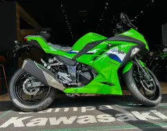 KAWASAKI NINJA 300 KAWASAKI NINJA 300