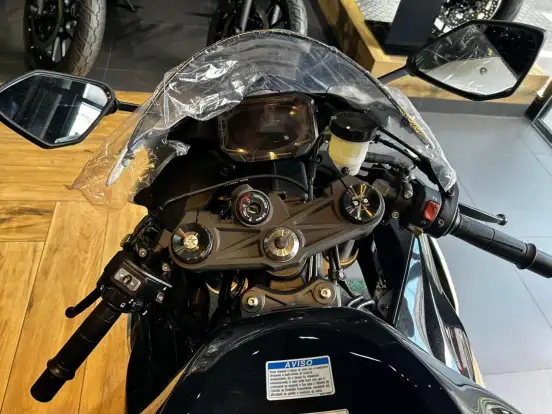 KAWASAKI-NINJA ZX-6R-2026
